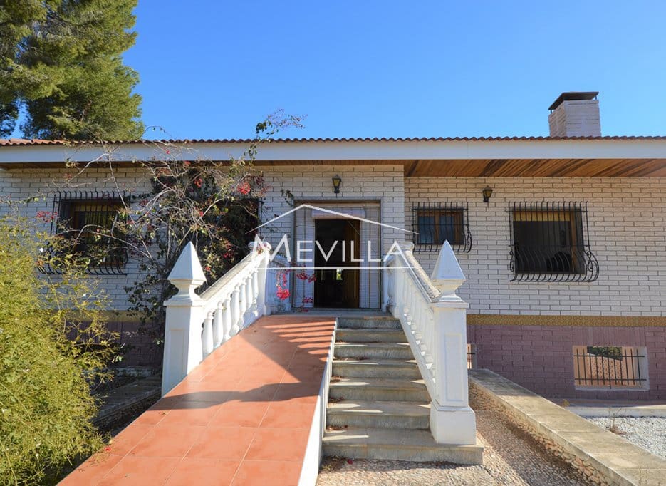 10 bedroom Villa for sale in Campoamor with pool garage - € 1,100,000 (Ref: 6455527)