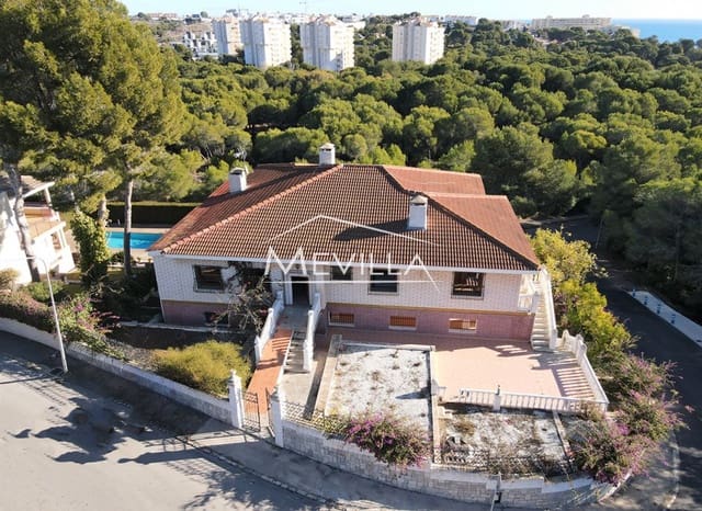 10 camera da letto Villa in vendita in Dehesa de Campoamor, Orihuela con piscina garage - 1.100.000 € (Rif: 6455527)