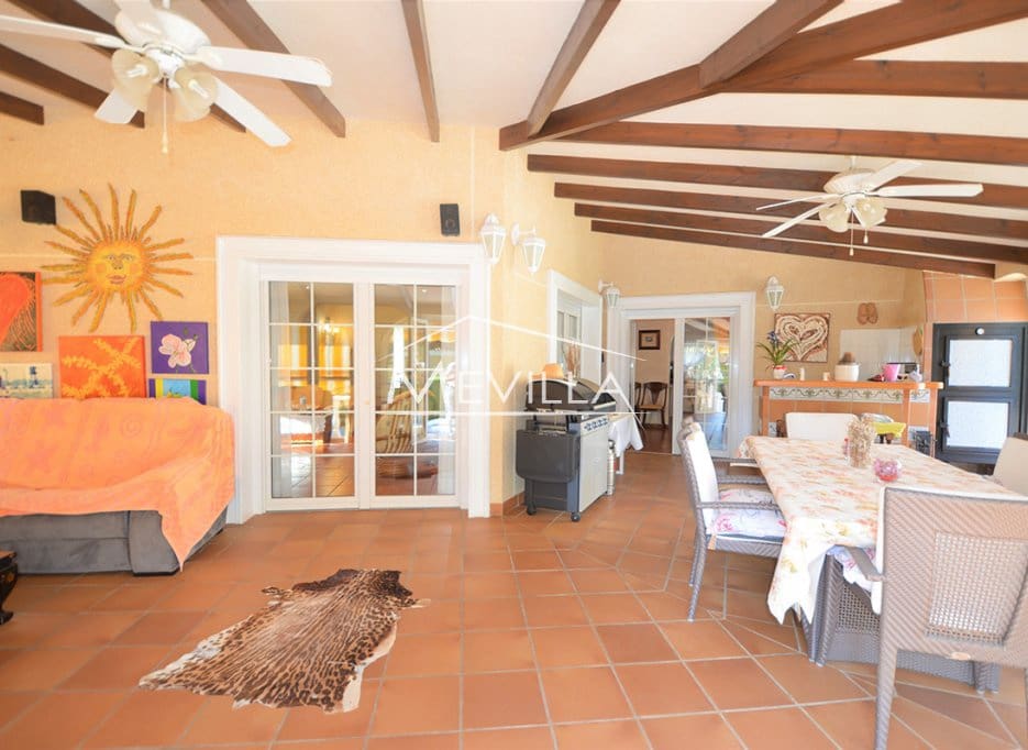 4 soverom Villa til salgs i Cabo Roig med svømmebasseng garasje - € 1 650 000 (Ref: 6455545)