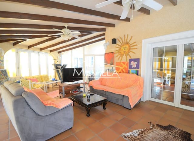 4 soverom Villa til salgs i Cabo Roig, Orihuela med svømmebasseng garasje - € 1 650 000 (Ref: 6455545)