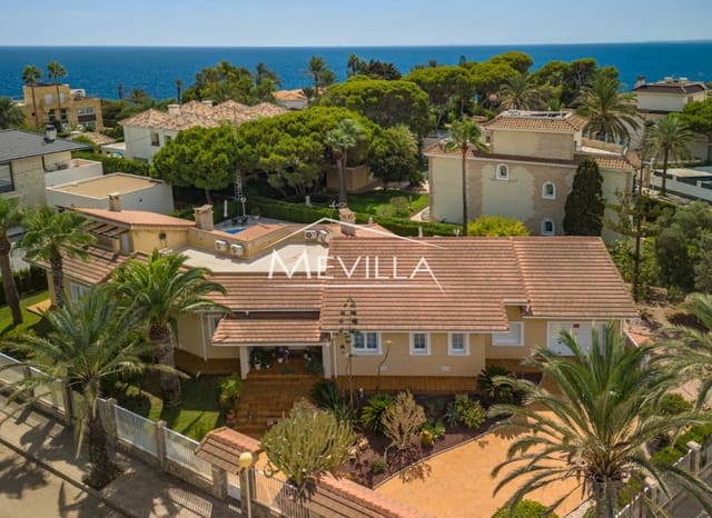 4 sypialnia Willa na sprzedaż w Cabo Roig, Orihuela z basenem garażem - 1 550 000 € (Ref: 6455545)