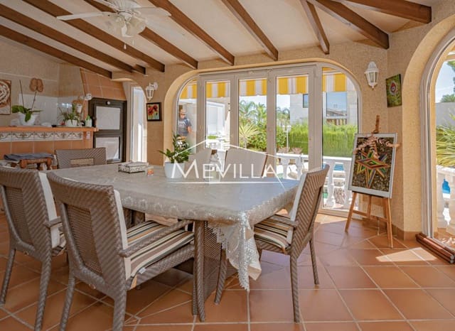 4 sypialnia Willa na sprzedaż w Cabo Roig, Orihuela z basenem garażem - 1 550 000 € (Ref: 6455545)