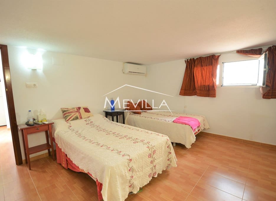 8 bedroom Villa for sale in Campoamor with pool garage - € 750,000 (Ref: 6455547)