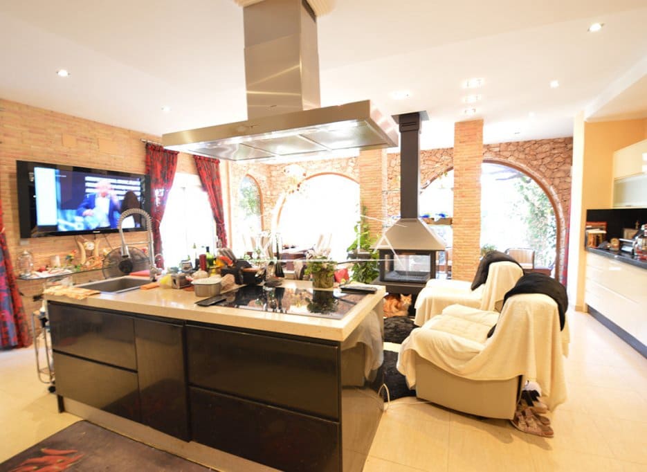 6 quarto Moradia para venda em La Zenia com piscina garagem - 1 650 000 € (Ref: 6455553)