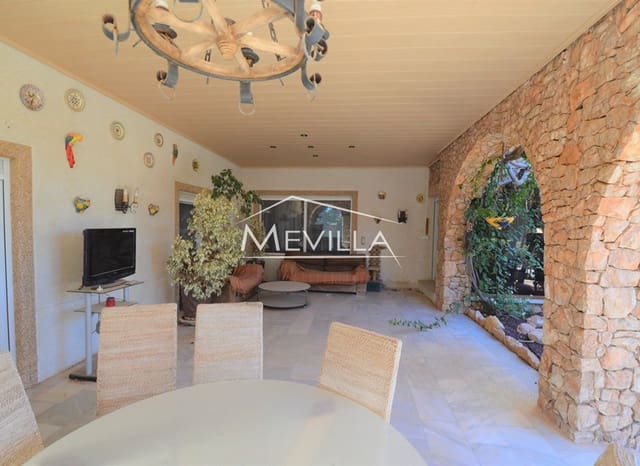 6 Zimmer Villa zu verkaufen in La Zenia, Orihuela mit Pool Garage - 1.650.000 € (Ref: 6455553)