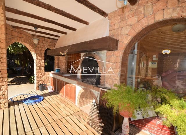6 Zimmer Villa zu verkaufen in La Zenia, Orihuela mit Pool Garage - 1.650.000 € (Ref: 6455553)