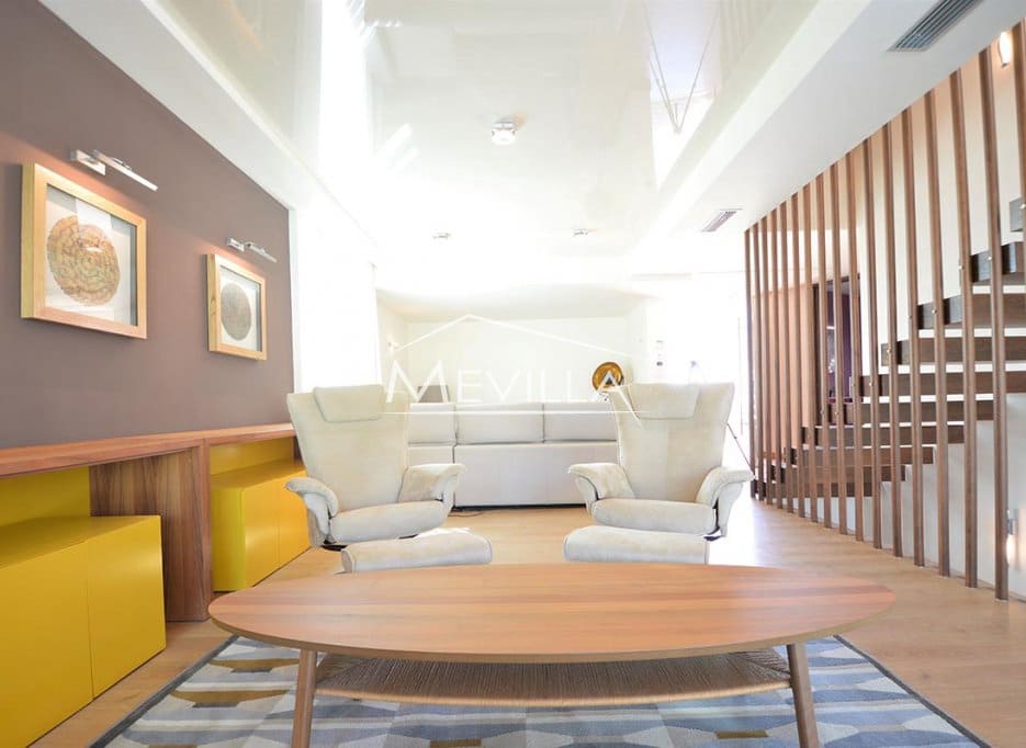 4 soverom Villa til salgs i La Zenia med svømmebasseng garasje - € 1 050 000 (Ref: 6687861)