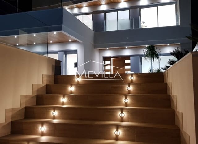 4 bedroom Villa for sale in Campoamor, Orihuela with pool garage - € 1,850,000 (Ref: 7236725)