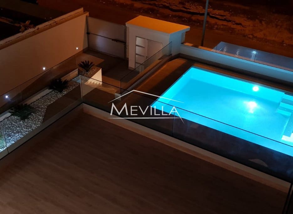 4 bedroom Villa for sale in Campoamor with pool garage - € 1,850,000 (Ref: 7236725)