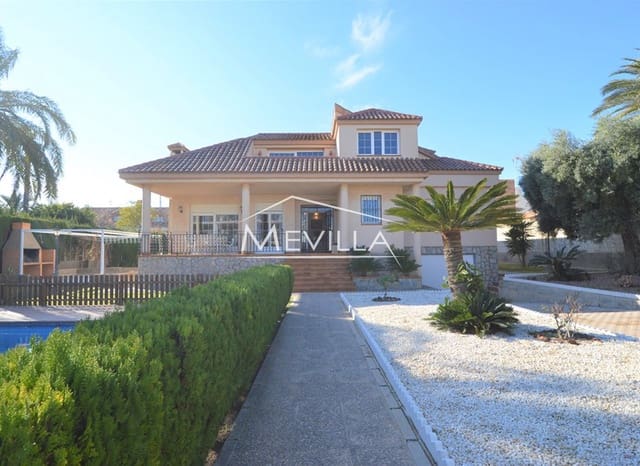 4 soveværelse Villa til salg i Mil Palmeras, Orihuela med swimmingpool garage - € 690.000 (Ref: 7385831)