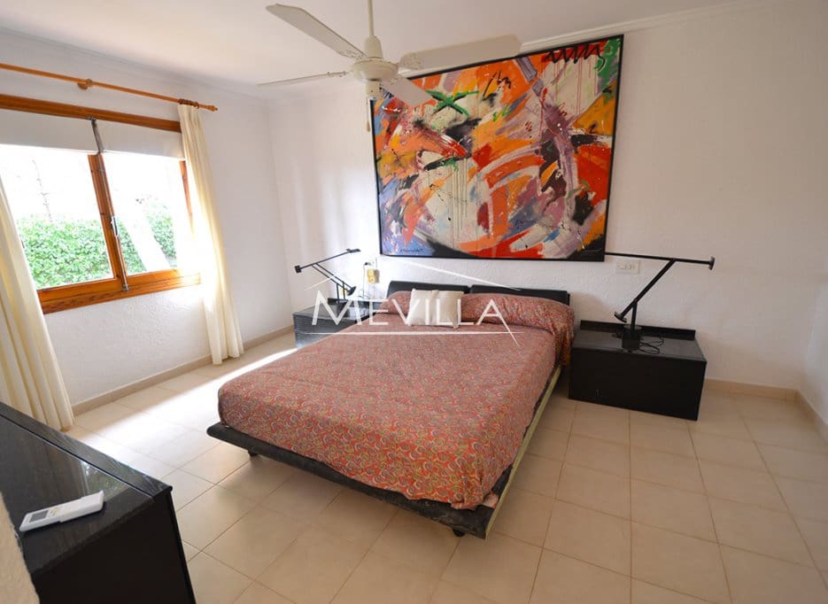 4 slaapkamer Villa te koop in Cabo Roig met garage - € 2.500.000 (Ref: 7526952)