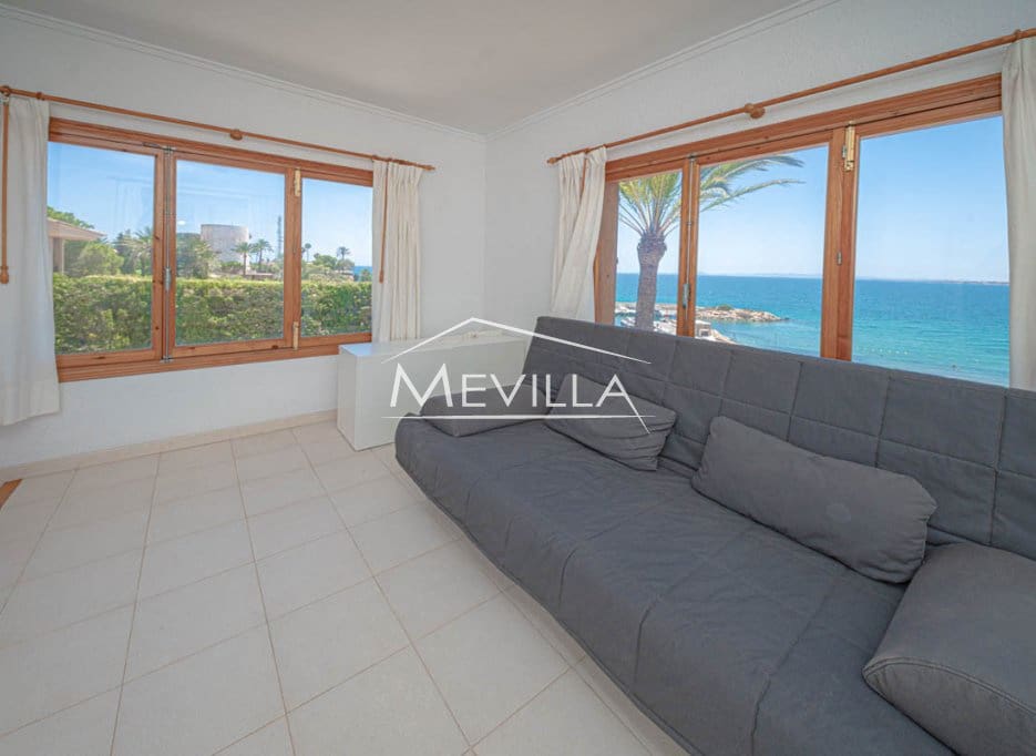 4 soverom Villa til salgs i Cabo Roig med garasje - € 2 500 000 (Ref: 7526952)