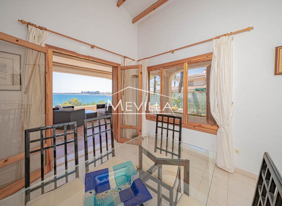 4 soverom Villa til salgs i Cabo Roig med garasje - € 2 500 000 (Ref: 7526952)