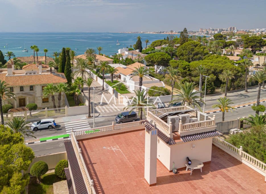 12 chambre Villa/Maison à vendre à Cabo Roig avec piscine garage - 1 750 000 € (Ref: 7561544)