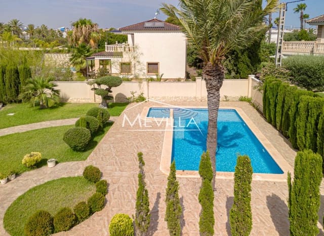 12 chambre Villa/Maison à vendre à Cabo Roig, Orihuela avec piscine garage - 1 750 000 € (Ref: 7561544)