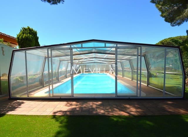 4 soveværelse Villa til salg i Campoamor, Orihuela med swimmingpool garage - € 1.200.000 (Ref: 7635735)