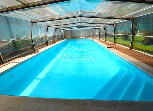 4 soveværelse Villa til salg i Campoamor, Orihuela med swimmingpool garage - € 1.200.000 (Ref: 7635735)