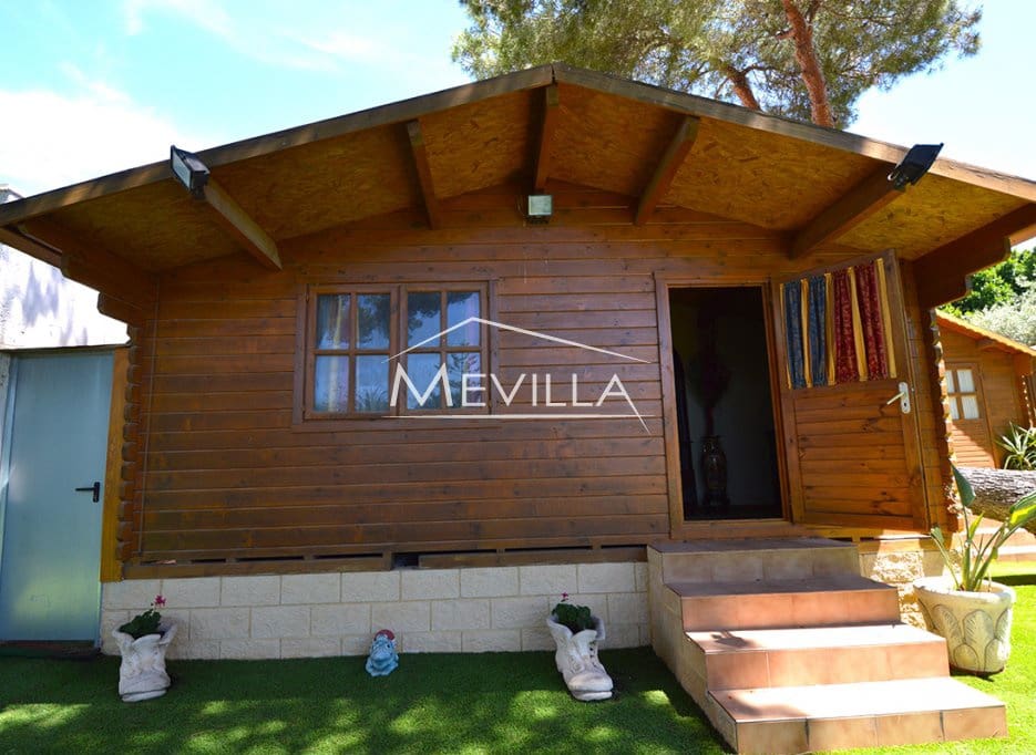 4 bedroom Villa for sale in Campoamor with pool garage - € 1,200,000 (Ref: 7635735)