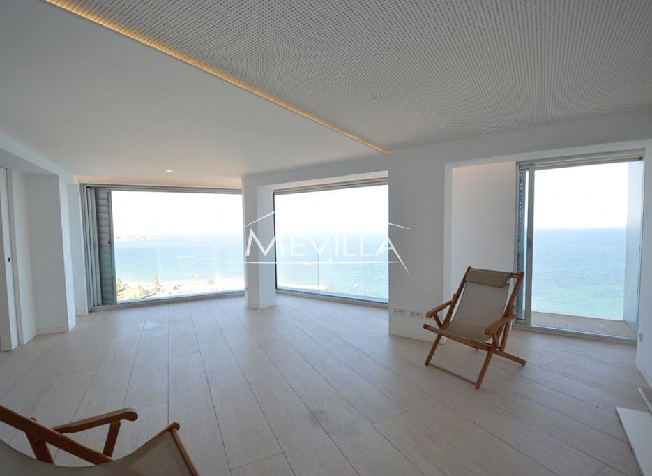 3 bedroom Beach Apartment for sale in Campoamor with garage - € 700,000 (Ref: 7713967)