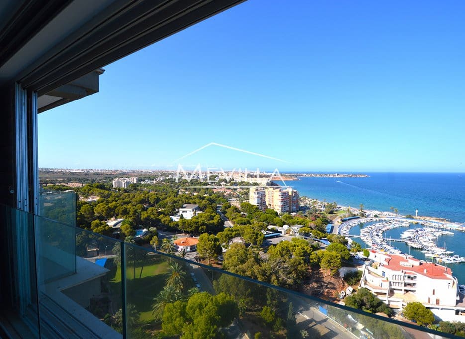 3 bedroom Beach Apartment for sale in Campoamor with garage - € 700,000 (Ref: 7713967)