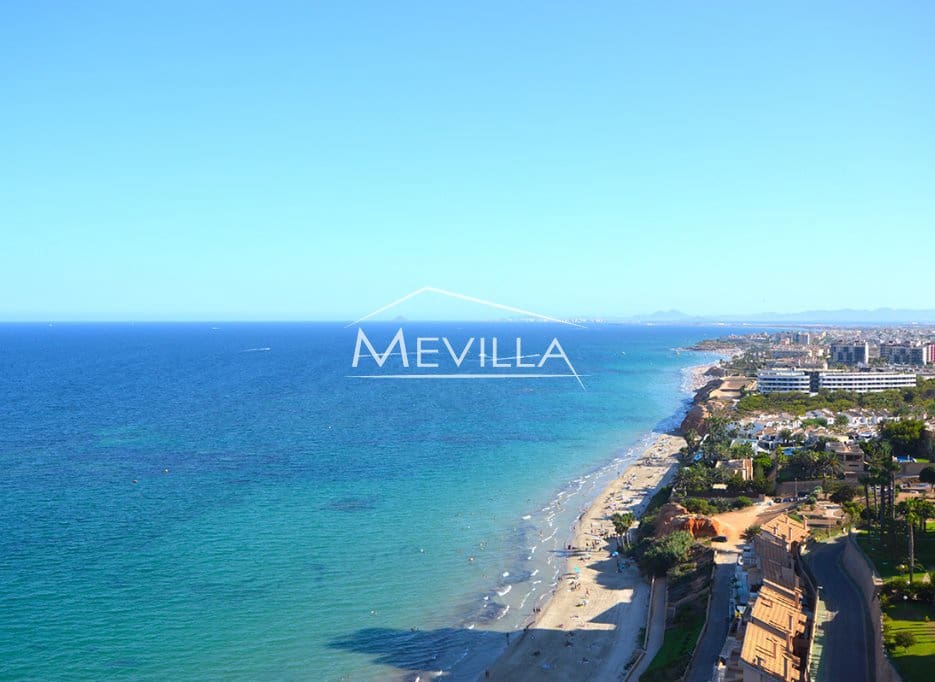 3 bedroom Beach Apartment for sale in Campoamor with garage - € 700,000 (Ref: 7713967)