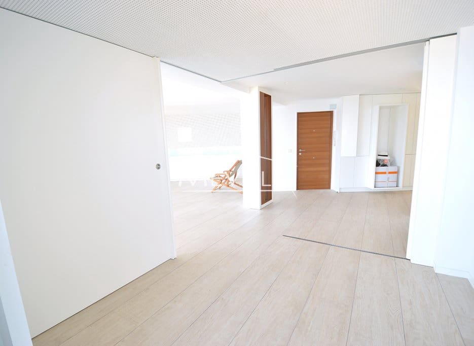 3 bedroom Beach Apartment for sale in Campoamor with garage - € 700,000 (Ref: 7713967)