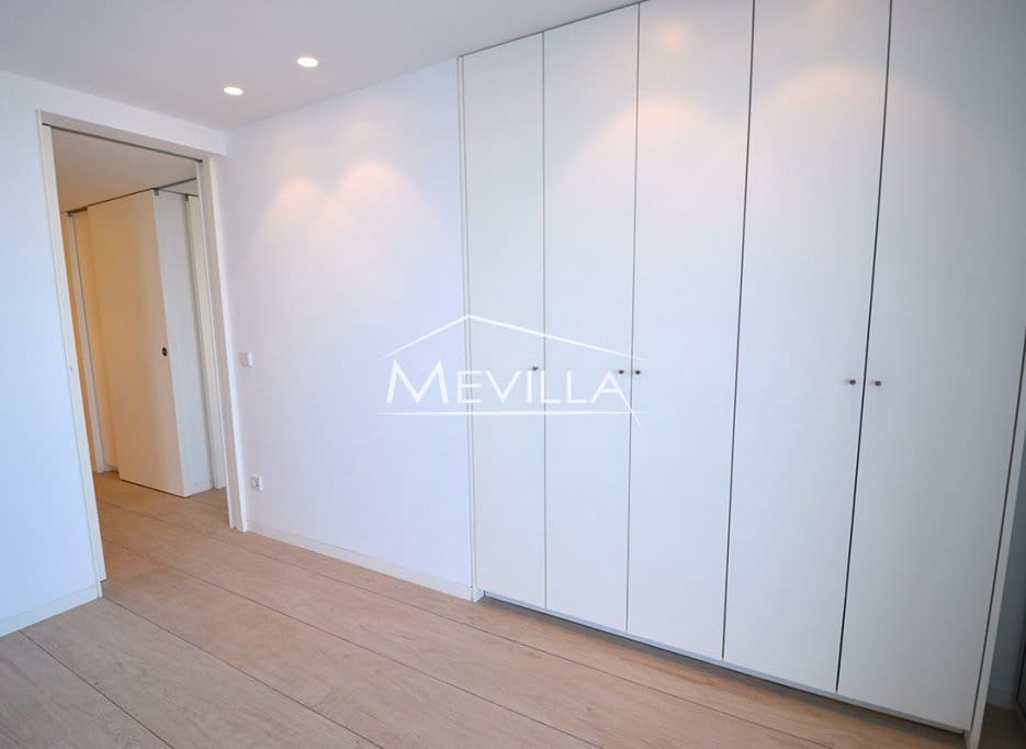 3 bedroom Beach Apartment for sale in Campoamor with garage - € 700,000 (Ref: 7713967)