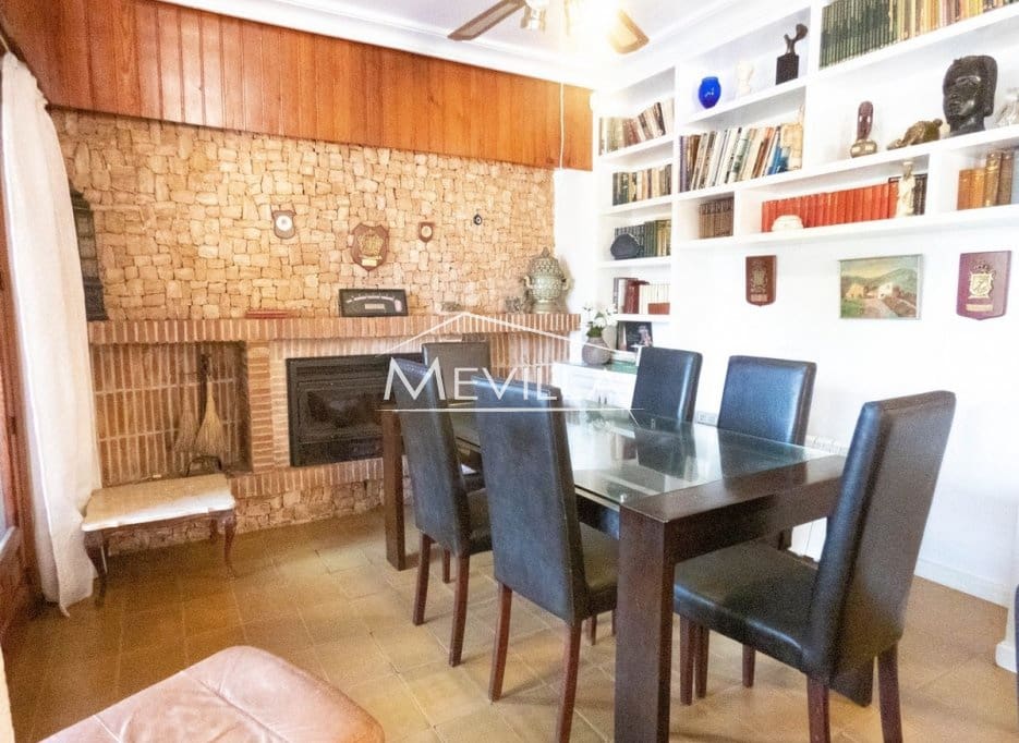 6 slaapkamer Villa te koop in Campoamor met zwembad garage - € 890.000 (Ref: 7736249)