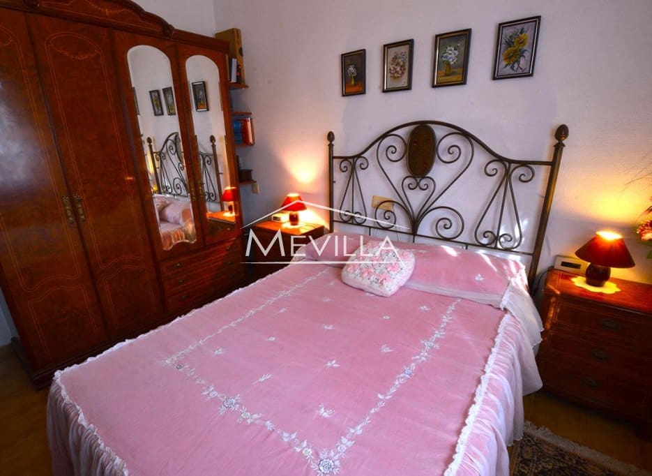 5 soverom Villa til salgs i Cabo Roig med svømmebasseng garasje - € 820 000 (Ref: 7856517)