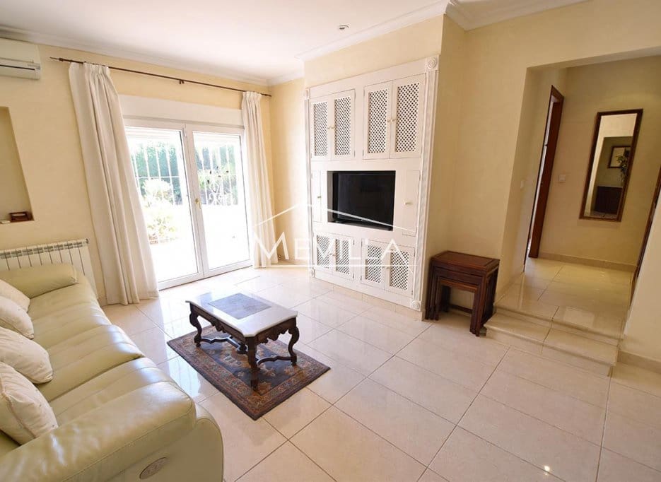 5 chambre Villa/Maison à vendre à Campoamor avec piscine garage - 885 000 € (Ref: 8302055)