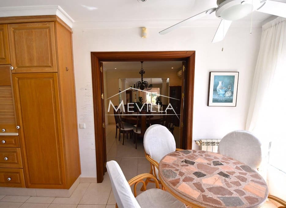 5 chambre Villa/Maison à vendre à Campoamor avec piscine garage - 885 000 € (Ref: 8302055)