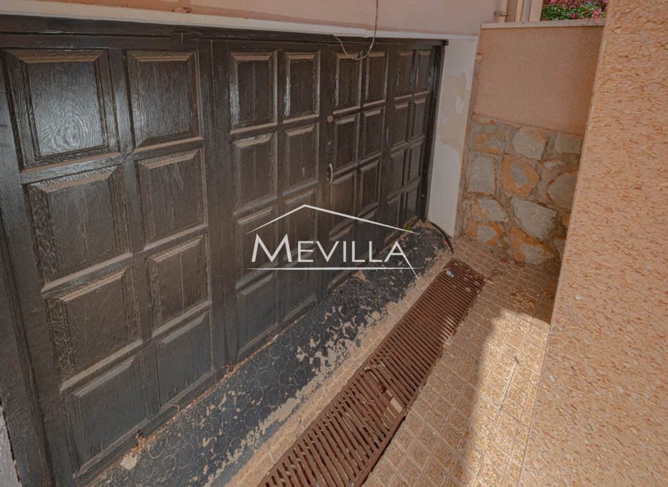 Chalet de 5 habitaciones en Campoamor en venta con piscina garaje - 885.000 € (Ref: 8302055)
