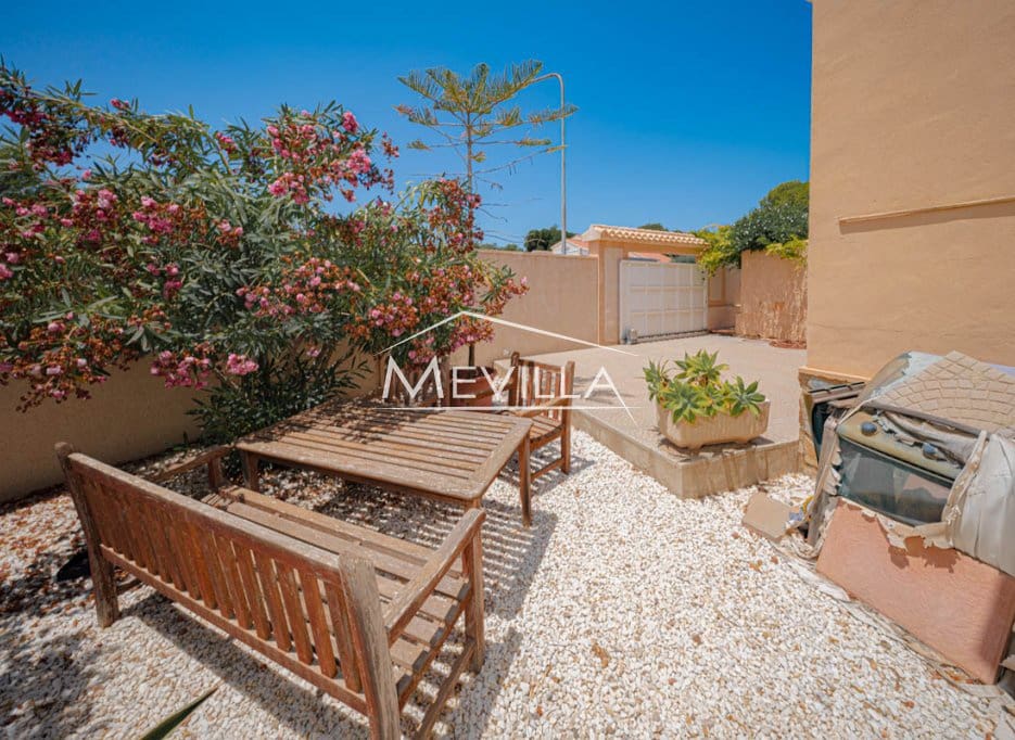 Chalet de 5 habitaciones en Campoamor en venta con piscina garaje - 885.000 € (Ref: 8302055)