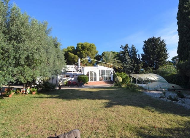 5 soverom Villa til salgs i Cabo Roig, Orihuela med svømmebasseng - € 899 000 (Ref: 8754698)