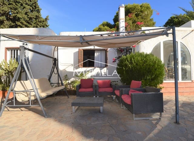 Chalet de 5 habitaciones en Cabo Roig, Orihuela en venta con piscina - 899.000 € (Ref: 8754698)