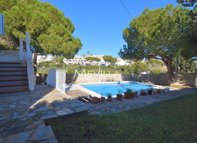 3 Zimmer Villa zu verkaufen in Cabo Roig, Orihuela mit Pool Garage - 750.000 € (Ref: 8785735)