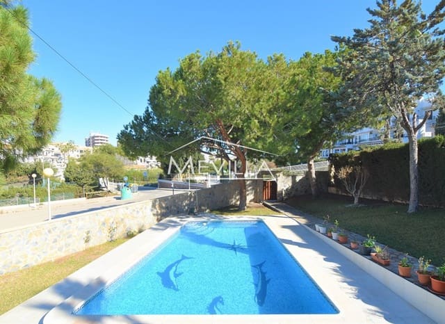 3 Zimmer Villa zu verkaufen in Cabo Roig, Orihuela mit Pool Garage - 750.000 € (Ref: 8785735)