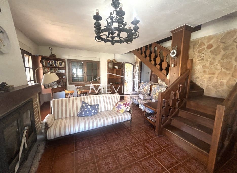 12 slaapkamer Villa te koop in Cabo Roig met zwembad garage - € 1.500.000 (Ref: 8787293)