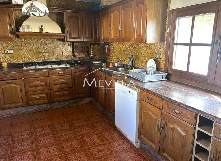 12 slaapkamer Villa te koop in Cabo Roig met zwembad garage - € 1.500.000 (Ref: 8787293)