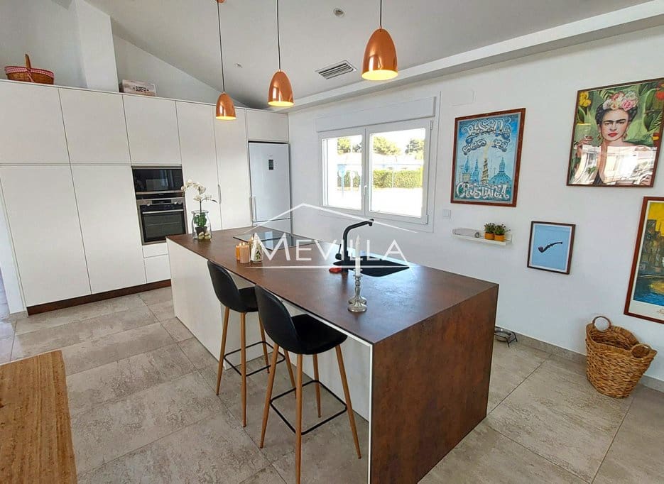 3 bedroom Villa for sale in Campoamor with pool garage - € 1,495,000 (Ref: 8835921)