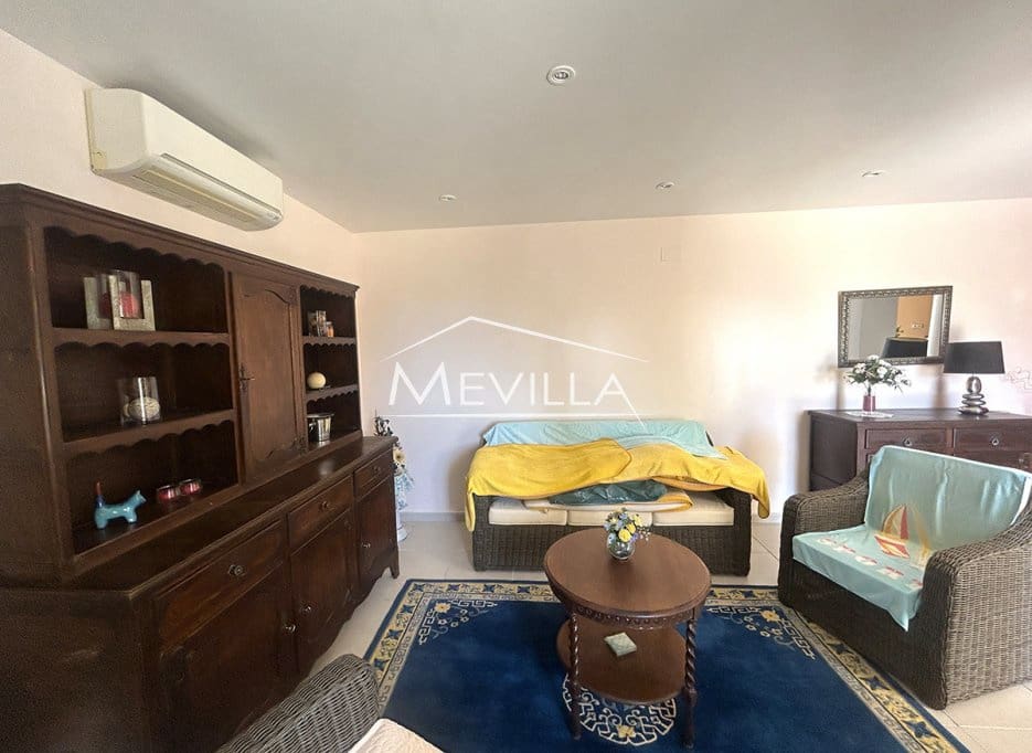 3 bedroom Villa for sale in Calpe / Calp with pool garage - € 499,000 (Ref: 8924545)