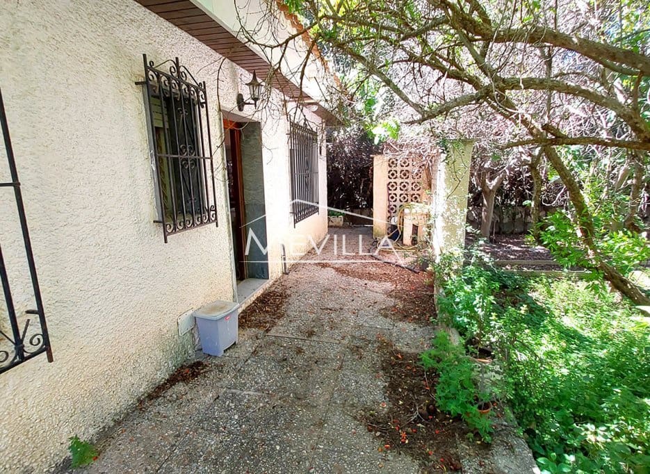 5 chambre Villa/Maison à vendre à Campoamor avec garage - 950 000 € (Ref: 8947705)