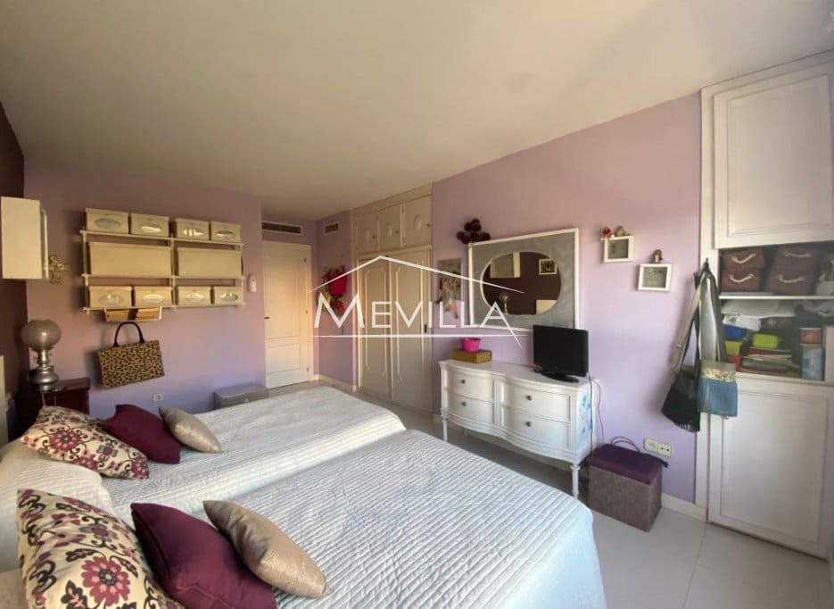 6 bedroom Villa for sale in Campoamor with pool garage - € 725,000 (Ref: 8956080)