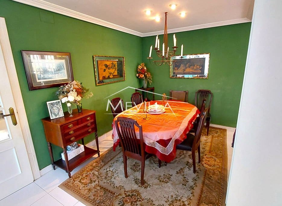 6 bedroom Villa for sale in Campoamor with pool garage - € 725,000 (Ref: 8956080)