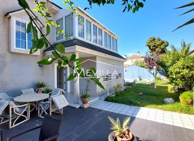 6 soveværelse Villa til salg i Campoamor, Orihuela med swimmingpool garage - € 725.000 (Ref: 8956080)