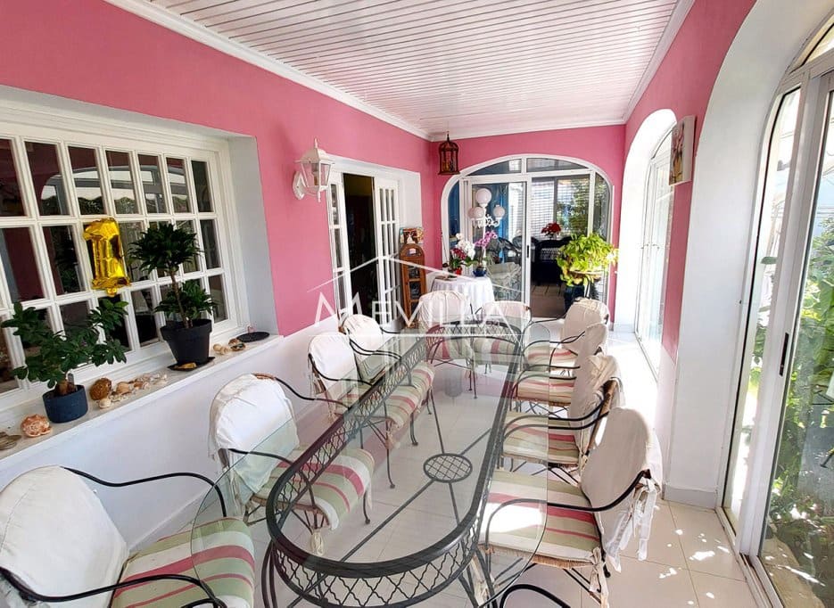 6 bedroom Villa for sale in Campoamor with pool garage - € 725,000 (Ref: 8956080)