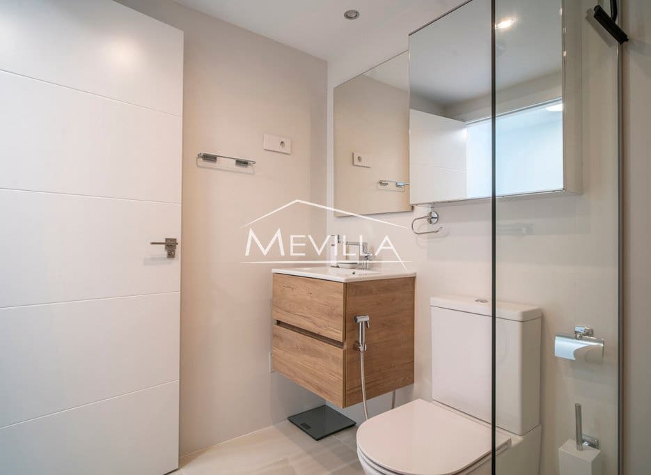 3 slaapkamer Appartement te koop in Orihuela Costa met zwembad garage - € 610.000 (Ref: 8967460)