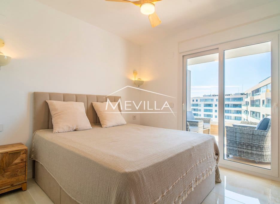 3 slaapkamer Appartement te koop in Orihuela Costa met zwembad garage - € 610.000 (Ref: 8967460)