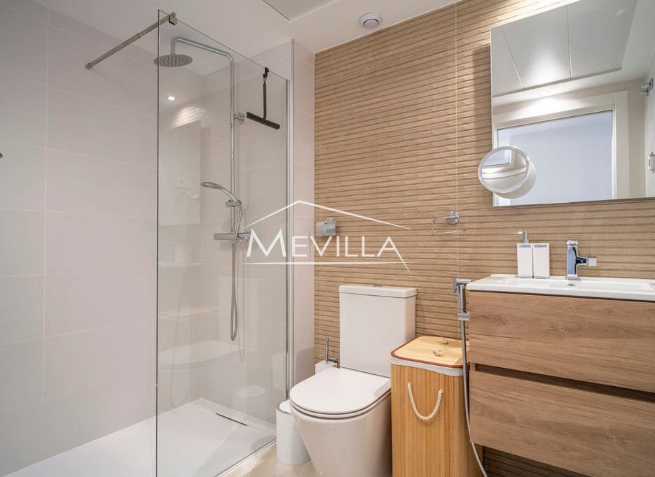 3 slaapkamer Appartement te koop in Orihuela Costa met zwembad garage - € 610.000 (Ref: 8967460)