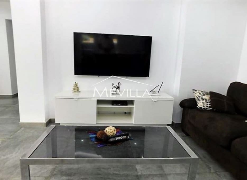 6 Zimmer Villa zu verkaufen in La Zenia mit Pool Garage - 1.600.000 € (Ref: 8998290)